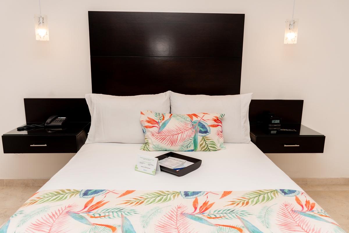 Hotel Capilla Del Mar Cartagena  Exterior foto A bed with a duvet